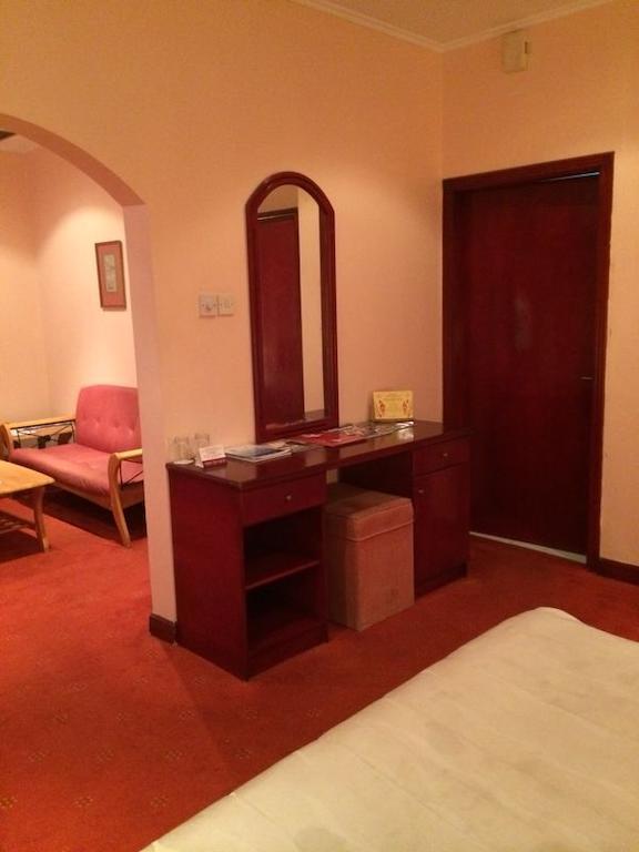 City Center Hotel Manama Oda fotoğraf